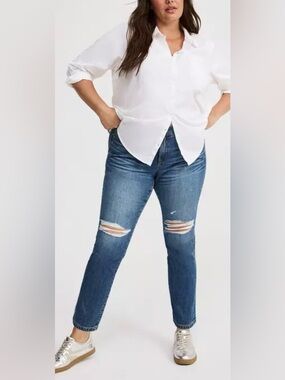 Torrid Boyfriend Distressed Denim Blue Jeans 18